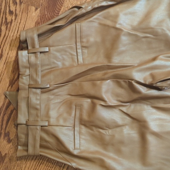 Mocha Mousse high Paperbag waist  belted cropped Vegan pants   Sz L - Picture 6 of 7